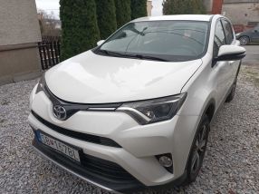 Toyota RAV 4 - 2016