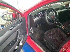 Volkswagen Passat - 2016