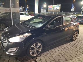 Hyundai i30 - 2012