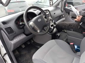 Hyundai H-1 Tour - 2011