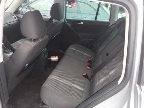 Volkswagen Tiguan - 2010