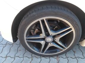 Mercedes-Benz A - 2013