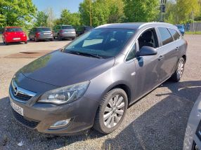 Opel Astra - 2011