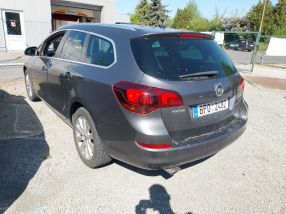 Opel Astra - 2011