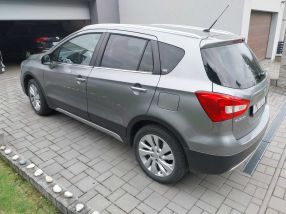 Suzuki SX4 S-Cross - 2020