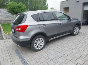 Suzuki SX4 S-Cross - 2020