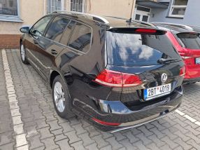 Volkswagen Golf - 2017