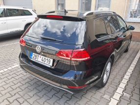 Volkswagen Golf - 2017