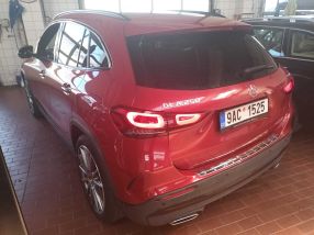 Mercedes-Benz GLA - 2022