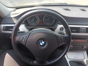 BMW 3 - 2010