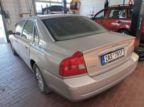 Volvo S80 - 2003