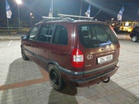 Opel Zafira - 2004