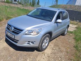 Volkswagen Tiguan - 2009