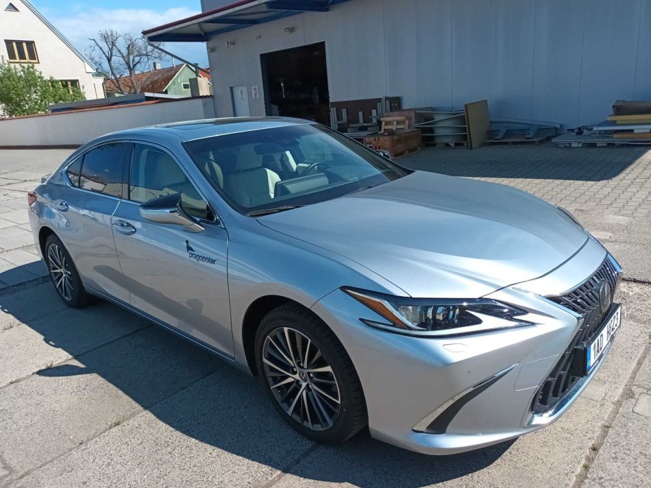 Lexus ES - 2024