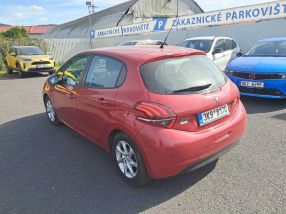 Peugeot 208 - 2016