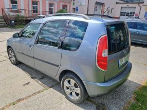 Skoda Roomster - 2011