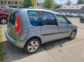 Skoda Roomster - 2011