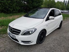 Mercedes-Benz B - 2012