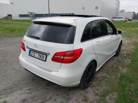 Mercedes-Benz B - 2012