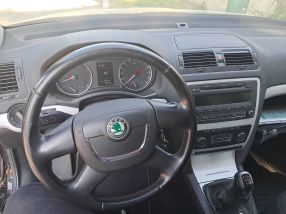 Skoda Octavia - 2011
