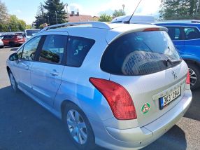 Peugeot 308 - 2011