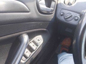 Ford Mondeo - 2009