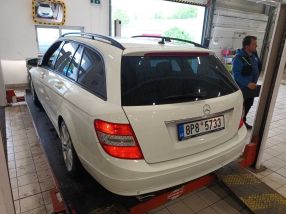 Mercedes-Benz C - 2010