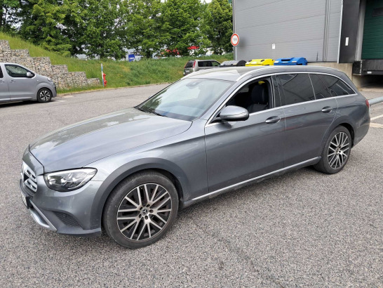 Mercedes-Benz E