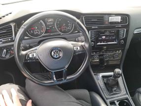 Volkswagen Golf - 2014