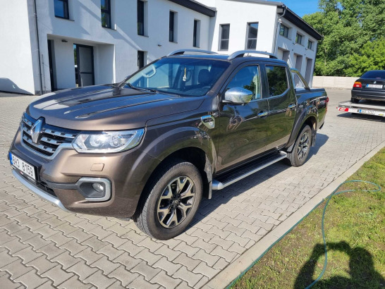 Renault Alaskan