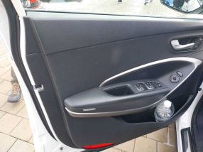 Hyundai Santa Fe - 2015