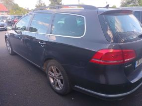 Volkswagen Passat - 2011