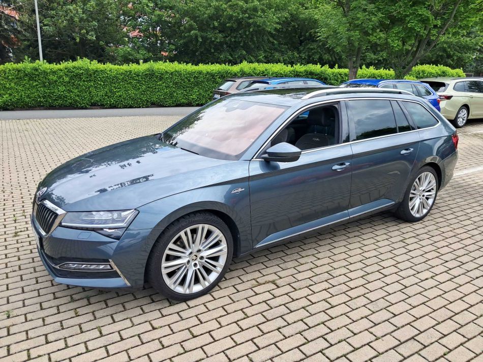 Skoda Superb - 2021