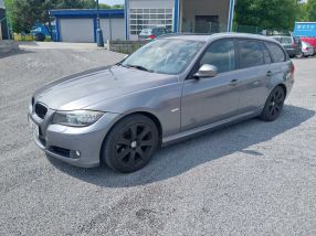 BMW 3 - 2011