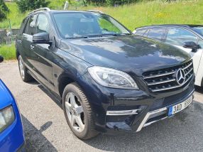 Mercedes-Benz ML - 2012