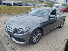 Mercedes-Benz E - 2016