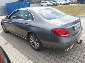 Mercedes-Benz E - 2016