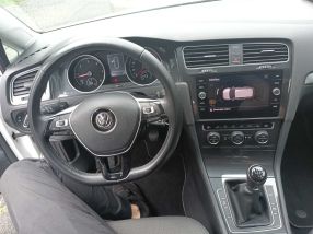 Volkswagen Golf - 2017