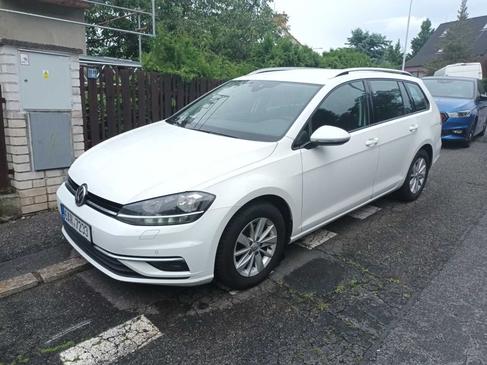 Volkswagen Golf - 2017