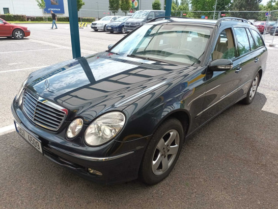 Mercedes-Benz E