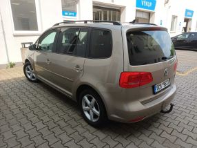 Volkswagen Touran - 2012