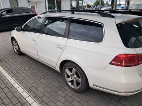 Volkswagen Passat - 2011