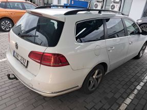 Volkswagen Passat - 2011