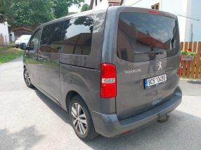 Peugeot Traveller - 2022