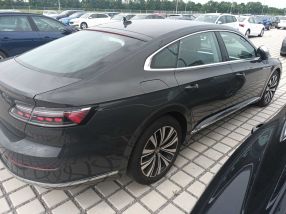 Volkswagen Arteon - 2021