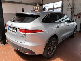 Jaguar F-Pace - 2016