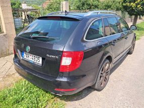 Skoda Superb - 2012