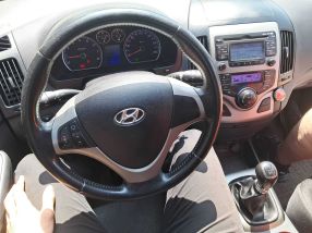 Hyundai i30 - 2010