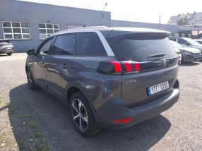 Peugeot 5008 - 2019