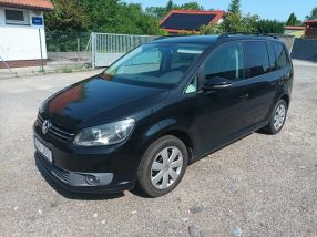 Volkswagen Touran - 2011
